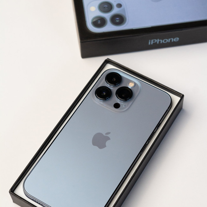 Apple iPhone 12 Pro Max 128GB Pacific Blue (MLL93) (Відновлений, Як новий)