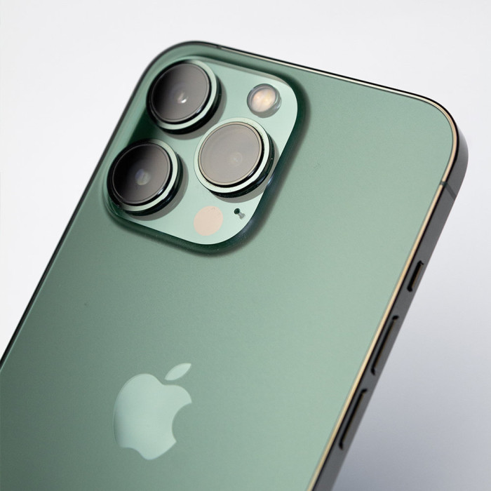 Apple iPhone 13 Pro Max 256GB Alpine Green (MNCQ3) (Восстановленный, Как новый)